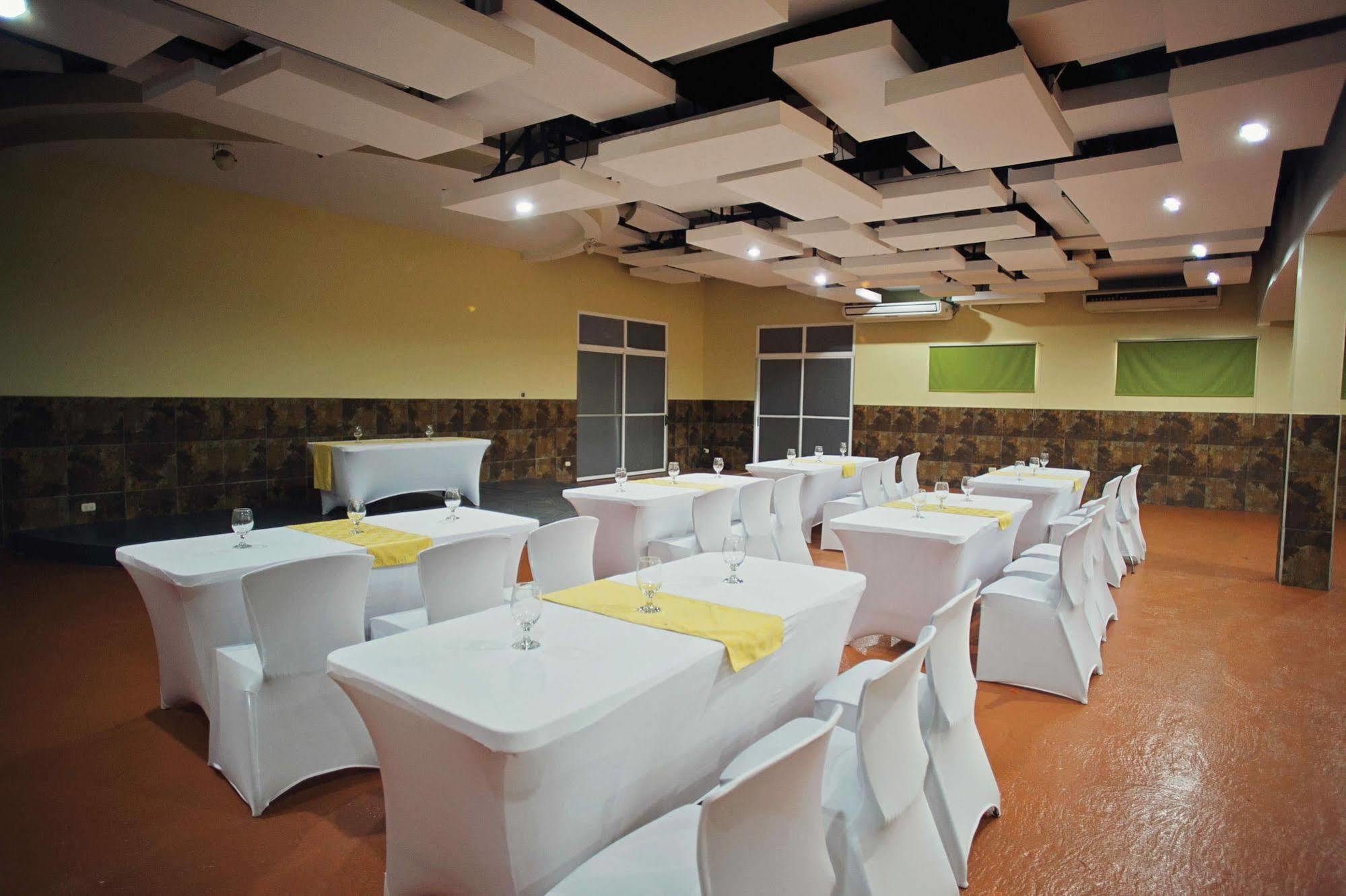 Hotel Cana Brava Inn Canas Экстерьер фото